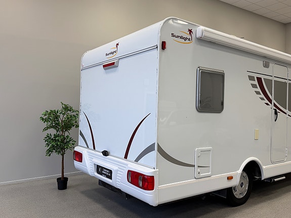 Capron Sunlight T63 140hk / Cruise / 1 Eier / Dusj / Markise 9 of 30