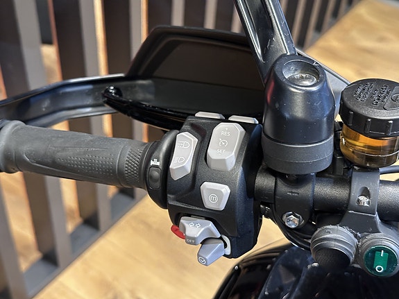 Triumph Tiger 1200 GT - Mye utstyr! 8 of 10