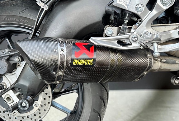 Yamaha MT-09 10 of 12