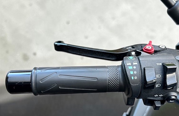 Yamaha MT-09 5 of 12