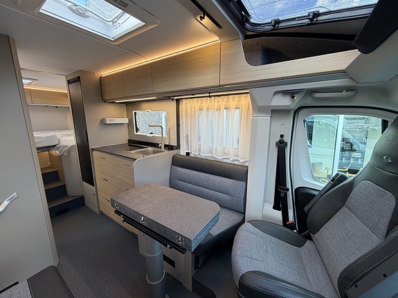 Adria COMPACT SELECT DL - FIAT 6E 2,2 140HP 35L 8 of 14