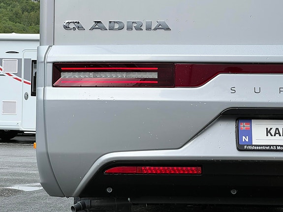 Adria Compact Supreme DL 2,2/140hk Aut *ACC/LOUNGEPK/PLUSPK* 12 of 30