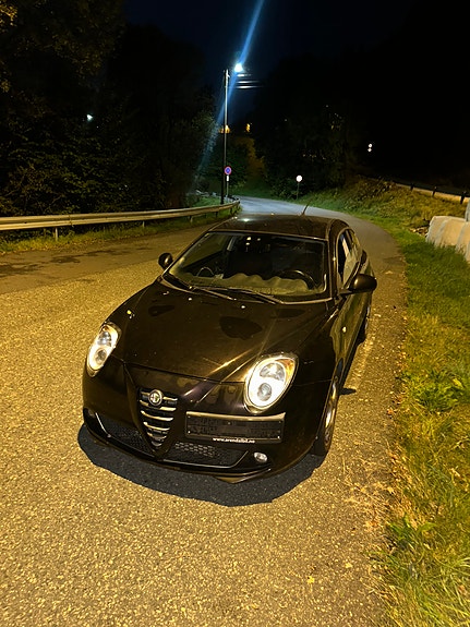 Alfa Romeo MiTo 4 of 11