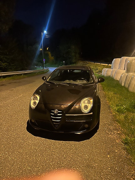 Alfa Romeo MiTo 9 of 11