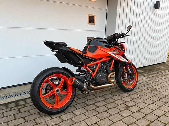 KTM 1290 Super Duke R INNNBYTTE/A.R EKSOS/NYE DEKK/TECH PAC 7 of 16