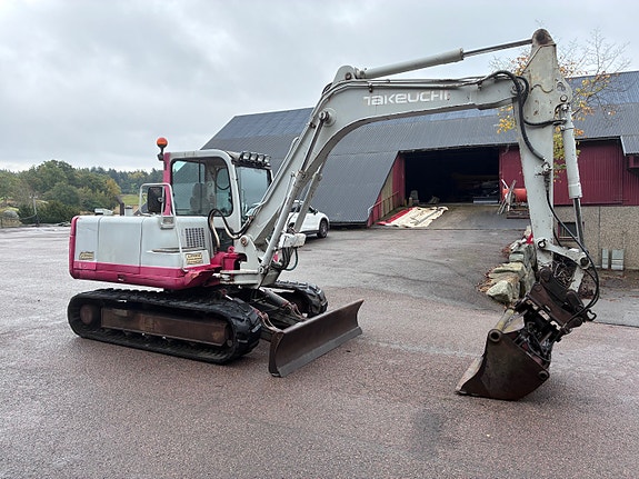 Takeuchi TB070 5 of 13