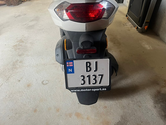 Peugeot Kisbee 9 of 9