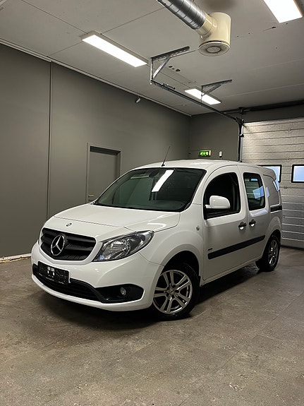 Mercedes-Benz Citan 109
