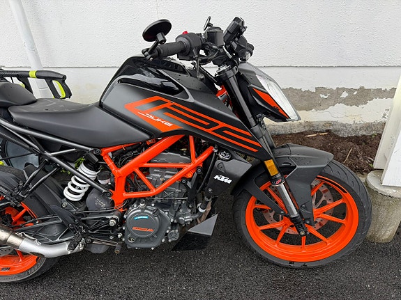KTM 125 Duke 12 of 13