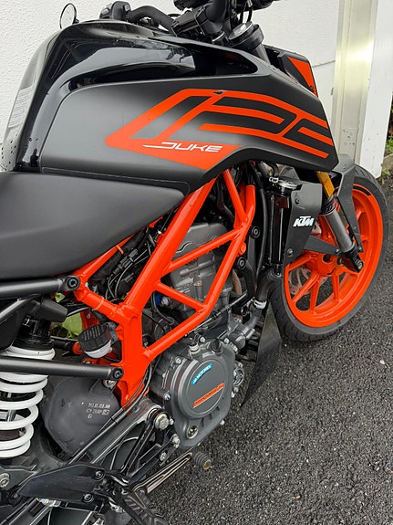 KTM 125 Duke 4 of 13