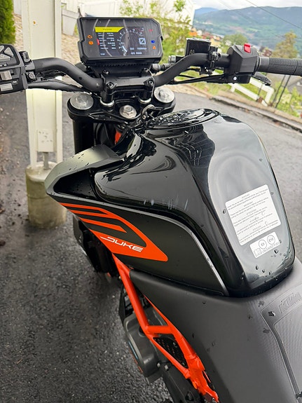KTM 125 Duke 11 of 13