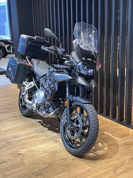 BMW F 750 GS - Mye utstyr! 4 of 9