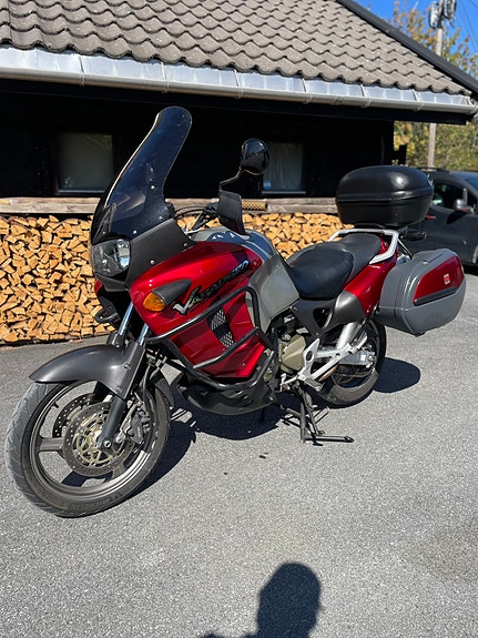 Honda XL 1000 V Varadero 2 of 16