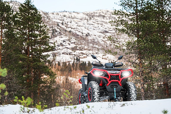 CFMOTO 850 Touring ABS/ EPS/ LED/ Krok/ Vinsj/ Boks++ 5 of 6
