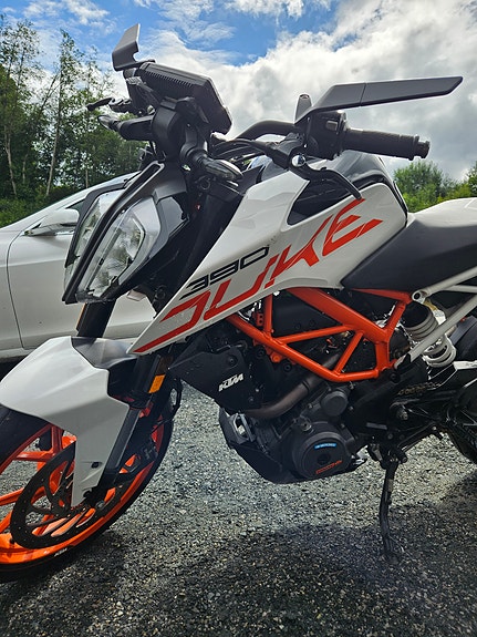 KTM 390 Duke 14 of 18