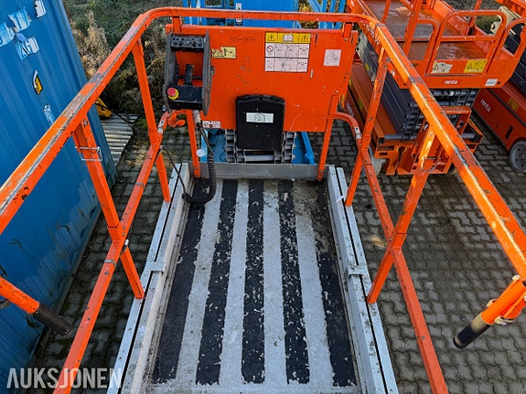 JLG 3246ES 17 of 23