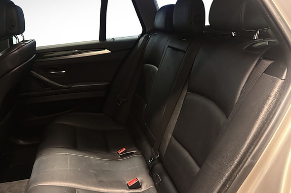 BMW 525d 15 of 30