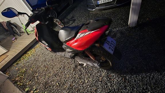 Yamaha 50 Aerox 3 of 5