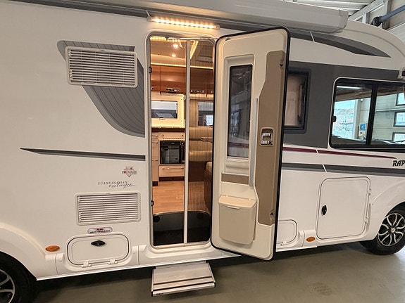 Rapido 8096 DF // Automat // Alde // Face to Face // Solcelle // DcDc // Sykkelstativ // 10 of 30