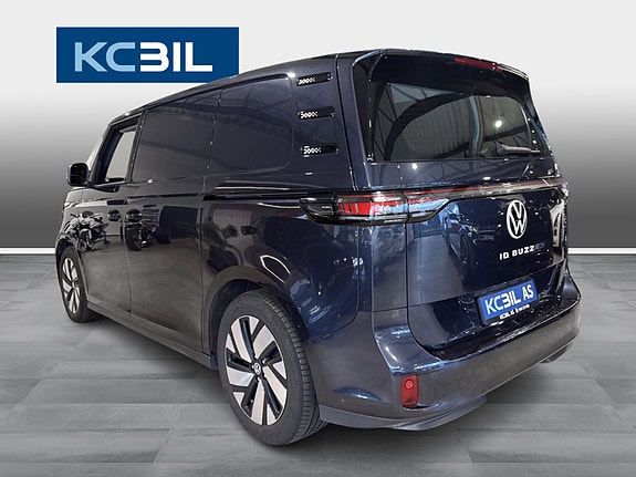 Volkswagen ID. Buzz 21 of 23