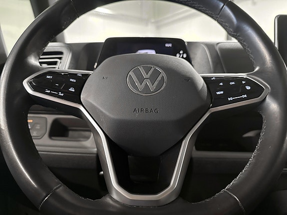 Volkswagen ID. Buzz 7 of 23