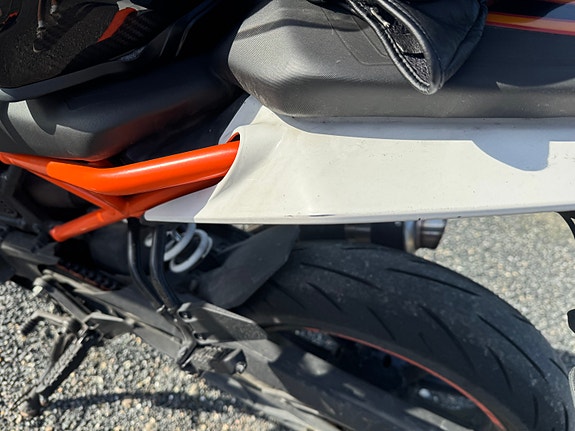 KTM 125 Duke 7 of 7