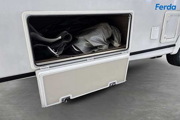Knaus Südwind 540 UE 15 of 19