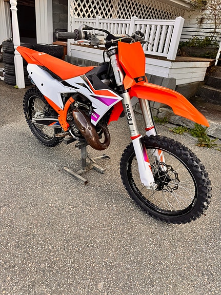KTM SX 125 2 of 6