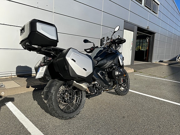 BMW R 1300 GS 6 of 7