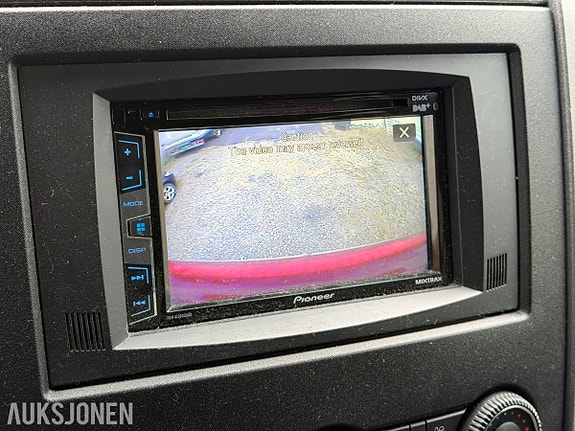 Mercedes-Benz Sprinter 28 of 30