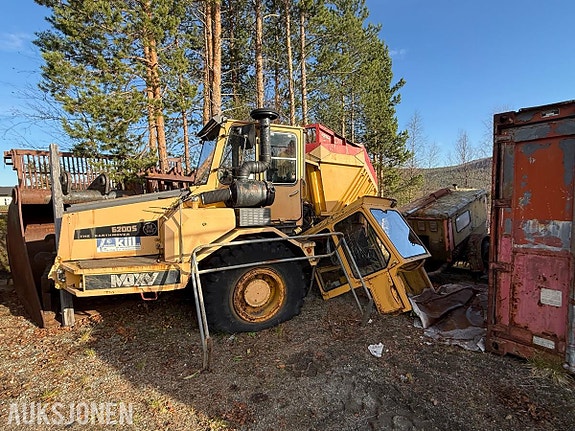 Moxy 6200S 6X6 Dumper 2 of 15