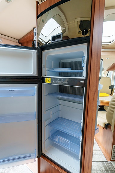 Hymer B 678 | 3.L | Alde | solcelle & 2xbatteri | skinn | 21 of 30