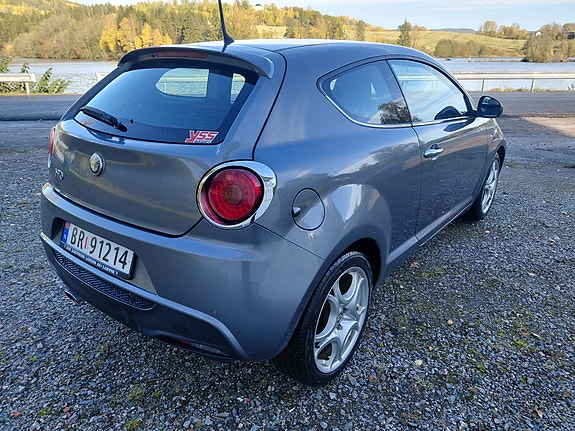 Alfa Romeo MiTo 4 of 26