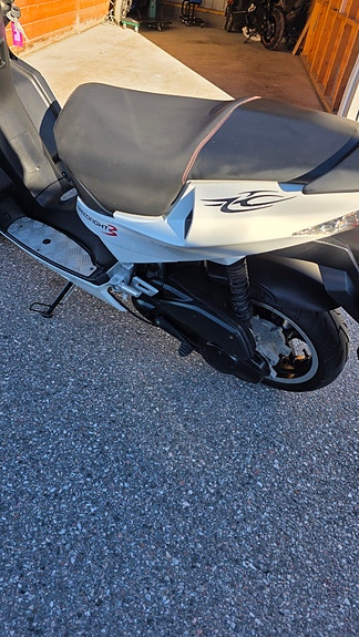 Peugeot Speedfight 2 5 of 6