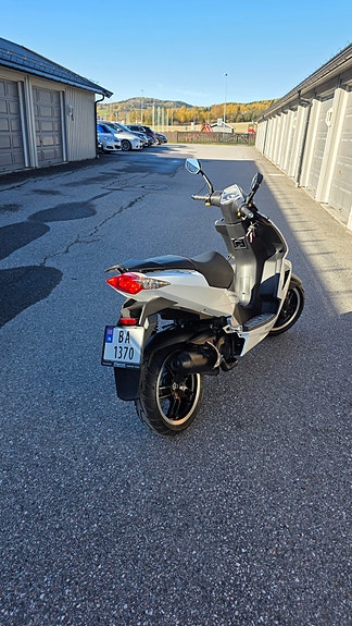 Peugeot Speedfight 2 4 of 6