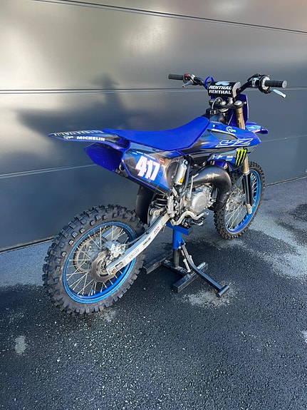 Yamaha YZ 85 2 of 14