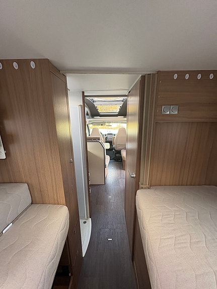 Adria Coral Supreme 670-SL Panorama 14 of 29