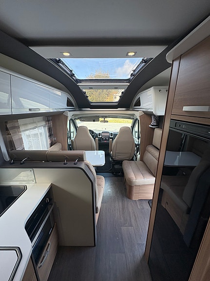 Adria Coral Supreme 670-SL Panorama 13 of 29