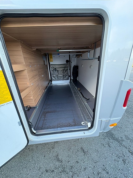 Adria Coral Supreme 670-SL Panorama 11 of 29