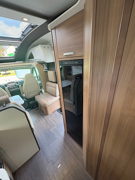 Adria Coral Supreme 670-SL Panorama 15 of 29