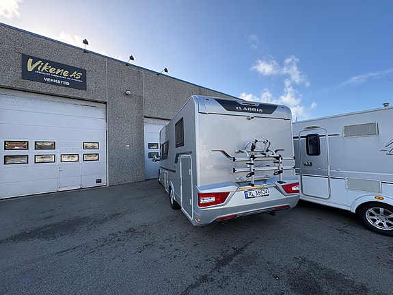 Adria Coral Supreme 670-SL Panorama 3 of 29