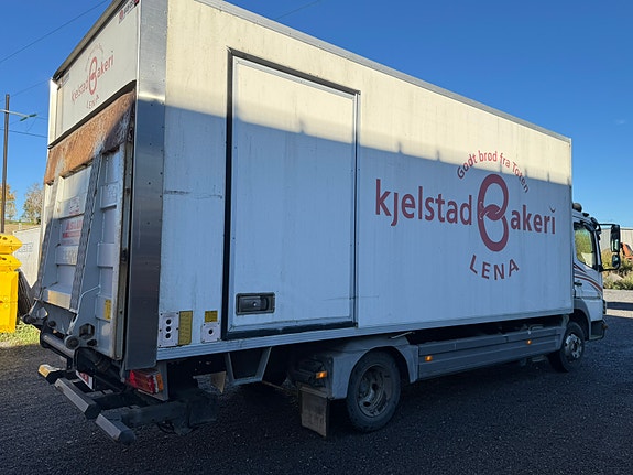 Mercedes-Benz Atego 818 3 of 13