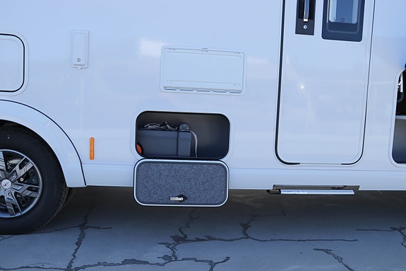 Frankia I 8400 QD Platin 5,5 t 10 of 30