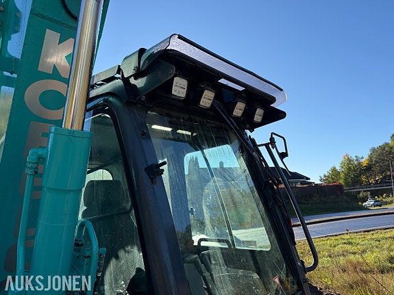 Kobelco SK75SR-7 Gravemaskin med 2 skuffer - Engcon tiltrotator 27 of 30