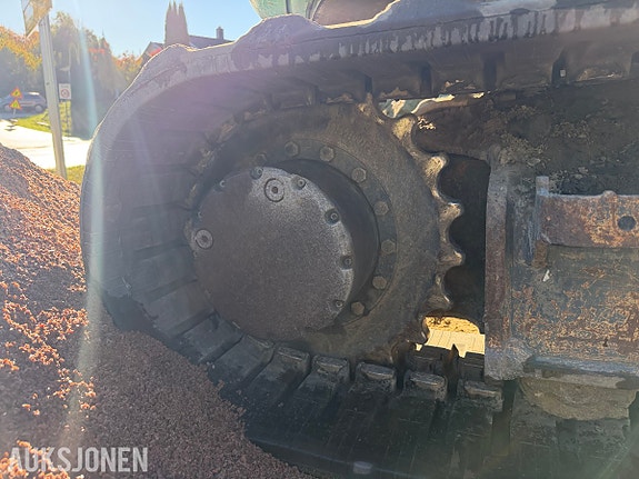 Kobelco SK75SR-7 Gravemaskin med 2 skuffer - Engcon tiltrotator 15 of 30
