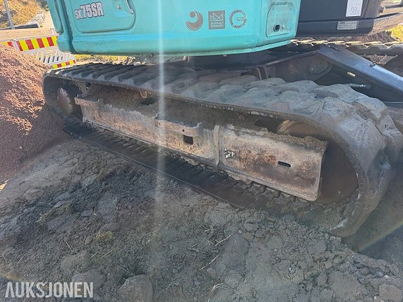 Kobelco SK75SR-7 Gravemaskin med 2 skuffer - Engcon tiltrotator 13 of 30