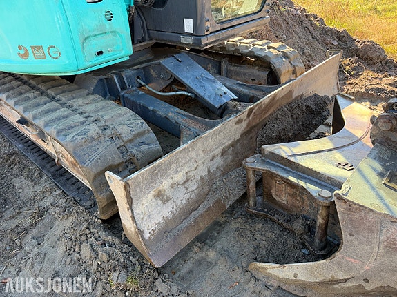 Kobelco SK75SR-7 Gravemaskin med 2 skuffer - Engcon tiltrotator 23 of 30