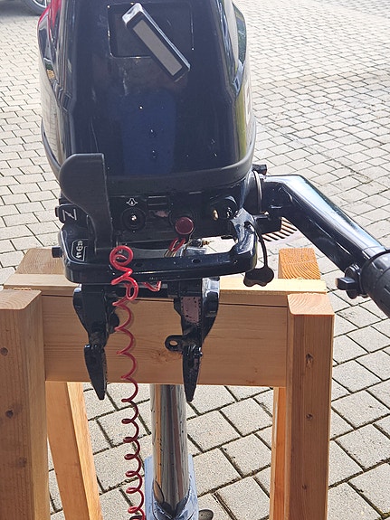 Lite brukt Evinrude 6 HK til salgs 5 of 6