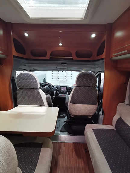 Laika X718R 9 of 13