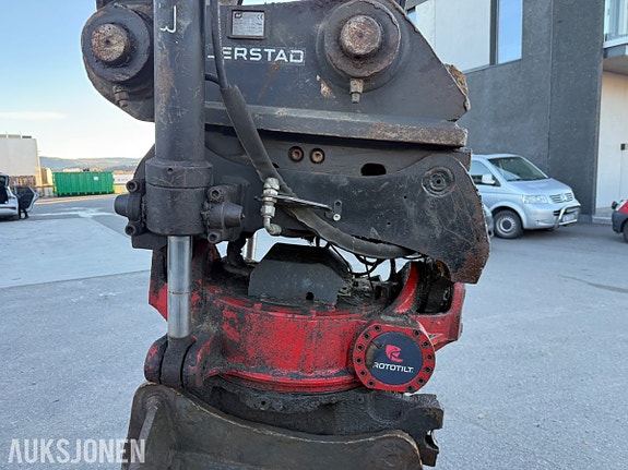 Volvo EC300EL 14 of 30